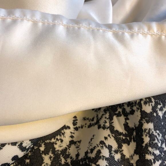 Kensie Black White graphic Print Sleeveless Fit & fFare Dress Black Accent Trim - Picture 13 of 16